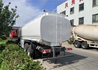 Sinotruk Howo 25CBM ऑयल टैंक ट्रक 10 व्हील्स 400Hp 6 × 4 मल्टीपल कम्पार्टमेंट