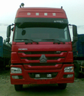 ट्रैक्टर ट्रक SINOTRUK एचओओ एलएचडी 4X2 यूरो 2 380 एचपी जेड 424 एस 3511V