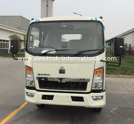 8 Tons Light Duty Truck LHD 4X2 SINOTRUK HOWO 116HP ZZ1087D3614C180