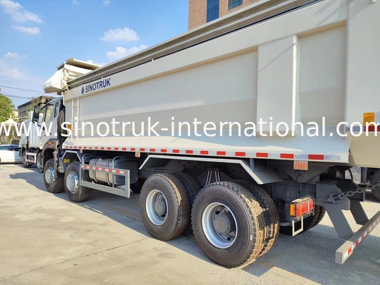 ZZ3317V386JB1R उच्च अश्वशक्ति कम ईंधन की खपत 380HP सफेद यू-प्रकार HOWO टिपर ट्रक