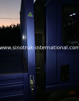 LHD Light Duty Trucks SINOTRUK HOWO 5 Tons  for Logistics ZZ1047D3815C145