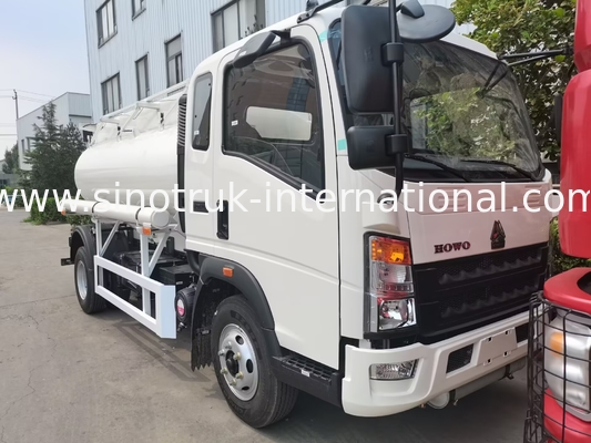 SINOTRUK HOWO 4X2 परिवहन तेल टैंक ट्रक SINOTRUK HOWO 5-6CBM