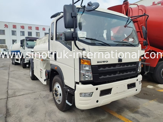 HOWO 4×2 लाइट ट्रक 5-6CBM LHD 160HP