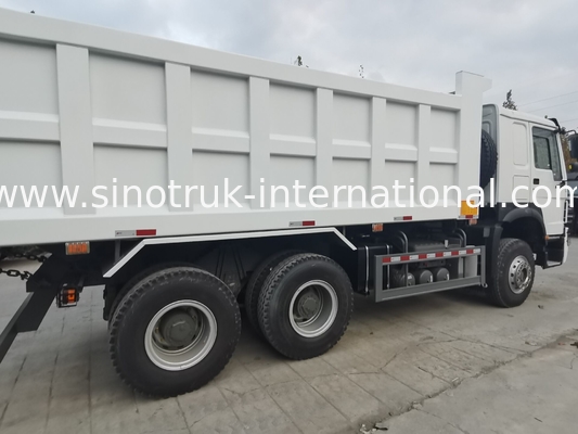 SINOTRUK HOWO 400HP टिमपर डंप ट्रक निर्माण के लिए A7 सैन्य बंपर चेतावनी प्रकाश