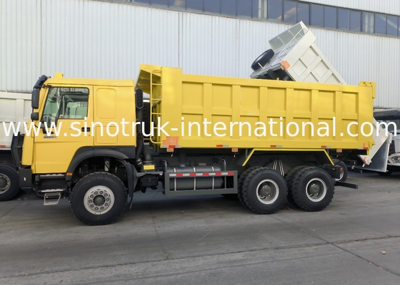 सिनोट्रुक होवो टिपर डंप ट्रक 6 × 4 Lhd 10 पहिया 20CBM कार्गो बॉक्स खनन टायर