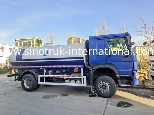 SINOTRUK HOWO टिकाऊ जल परिवहन के लिए पानी टैंक ट्रक 4x2 आरएचडी 300एचपी 10CBM