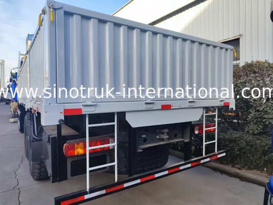 शक्ति और बहुमुखी प्रतिभा को उजागर करें सभी को जीतने वाला सफेद HOWO 6x6 400HP ऑफ-रोड कार्गो ट्रक