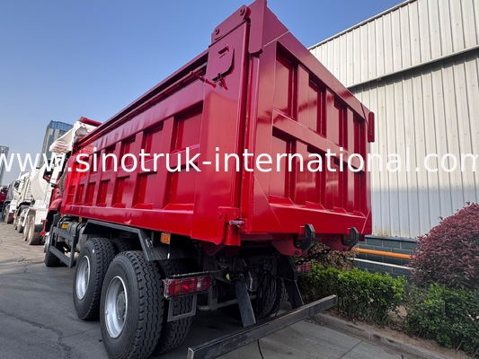 SINOTRUK HOHAN न्यू होवो 6X4 आरएचडी 10 व्हील के साथ टारपौलीन प्रबलित हार्ड रियर डोर कुशल परिवहन