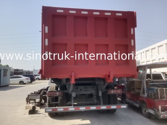 सिनोट्रुक एनएक्स टपर डंप ट्रक 371 एचपी इंजन के साथ, 40-50T क्षमता और भारी शुल्क परिवहन के लिए 8 × 4 ड्राइव लाल