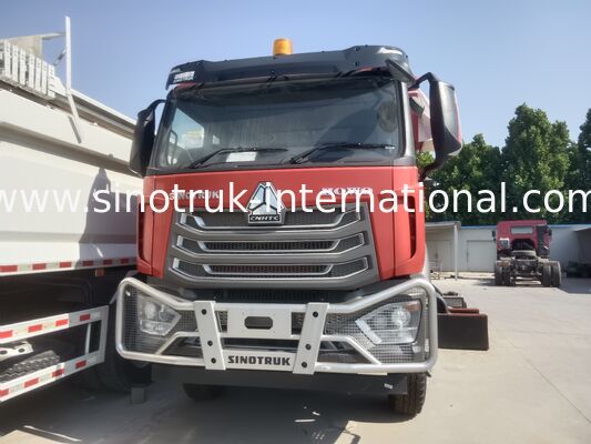 सिनोट्रुक एनएक्स टपर डंप ट्रक 371 एचपी इंजन के साथ, 40-50T क्षमता और भारी शुल्क परिवहन के लिए 8 × 4 ड्राइव लाल