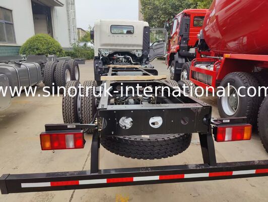 HOWO 140HP लेफ्ट-हैंड ड्राइव कार्गो ट्रक चेसिस 8-12 टन भार क्षमता के साथ