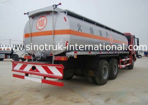 SINOTRUK HOWO 16-20CBM ईंधन टैंकर ट्रक 6X4 LHD 290HP यूरो 2 तेल टैंकर ट्रक