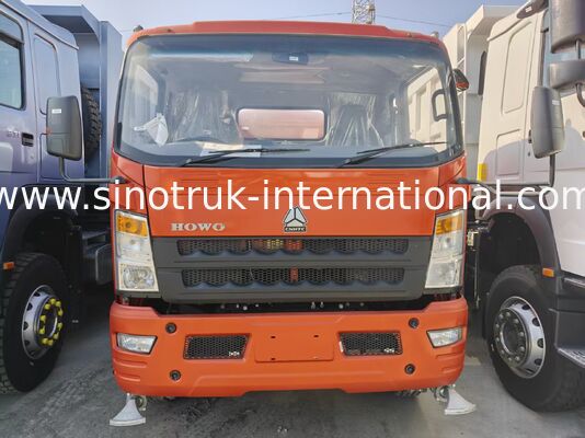SINOTRUK HOWO 4×2 लाइट स्प्रिंकलर, 6CBM वॉटर टैंक ट्रक