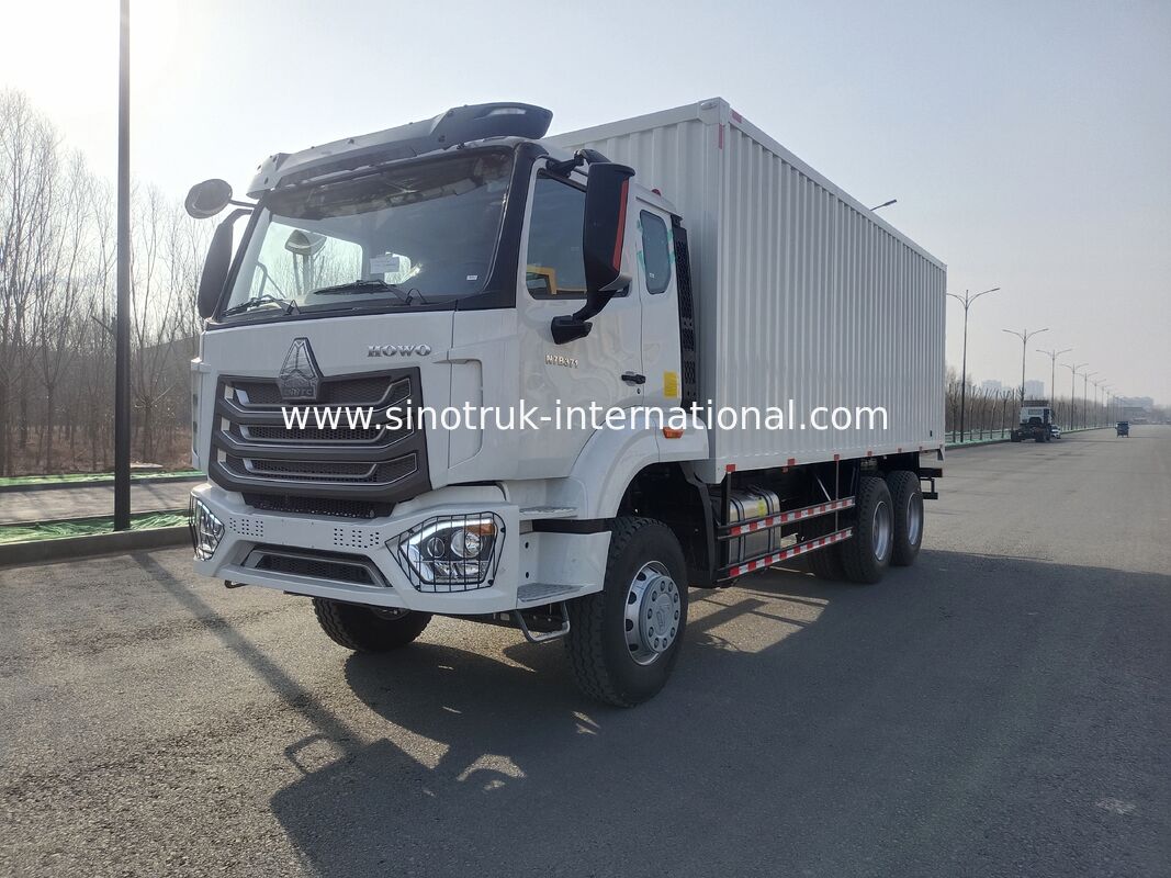 HOWO 6X4 Box Truck, 43CBM, Single Side Double Doors & Rear Double Doors, 371HP, 10-Speed Transmission