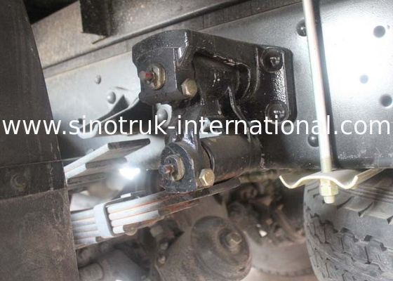 16 Foot International Light Duty Box Truck