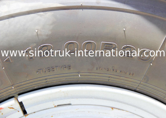 High Loading Capacity Tipper Dump Truck SINOTRUK HOWO Discal Brakes + EVB