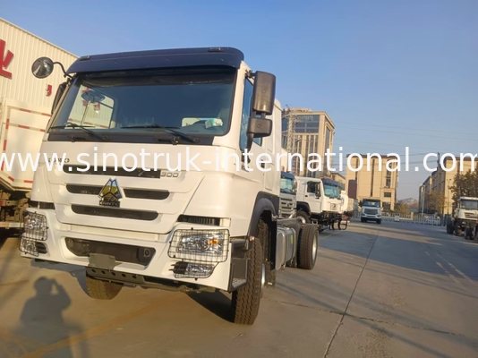 SINOTRUK HOWO कार्गो ट्रक चेसिस 16-20 टन 4X2 LHD 300HP
