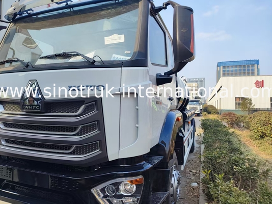 HOWO 300HP 10CBM 4x2 सीवेज सक्शन ट्रकः भारी-कर्तव्य शक्ति, सटीक सफाई और बेजोड़ दक्षता