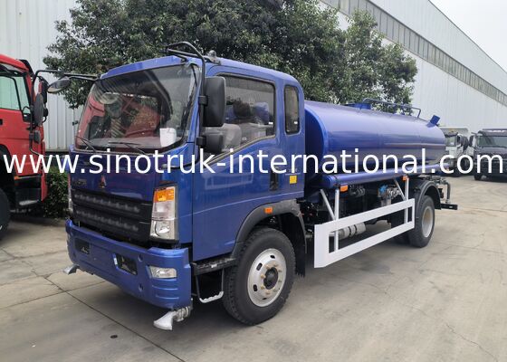 SINOTRUK HOWO 140 HP डीजल इंजन 8000KGS RAW और LHD RHD ड्राइव प्रकार के साथ वाटर टैंक ट्रक नगरपालिका और औद्योगिक जल परिवहन के लिए